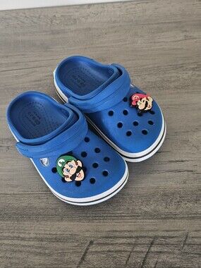 CROCS Kids Blue Clog Sandals Mario Charms Toddler Boy C 7